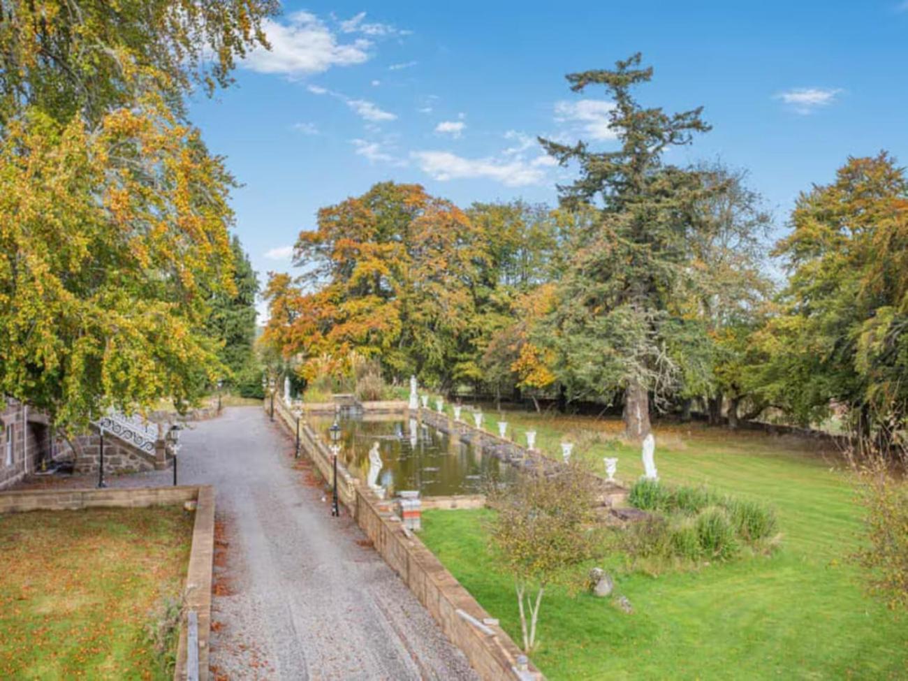 The Doune Inverness Luaran gambar